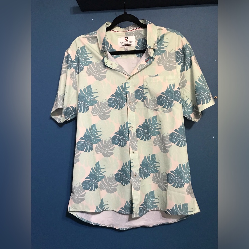 Report- Men's Green Leaf Print Button Down Shirt